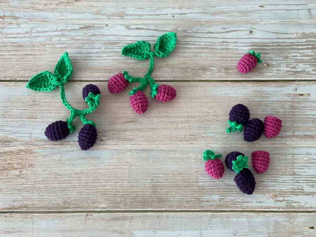 Raspberry and Blackberry Free Crochet Pattern Image 4