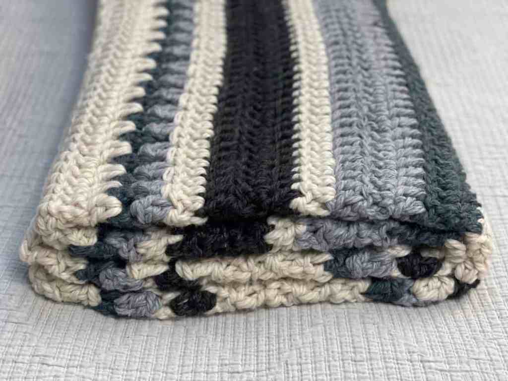 Misty Peaks Throw Blanket Free Crochet Pattern Image 4