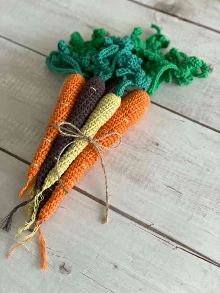 Market Vegetable Carrot Bunch Crochet