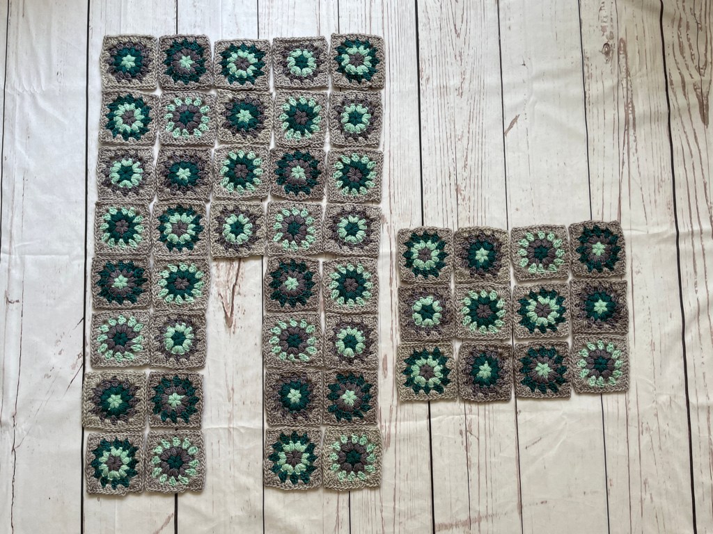 Layout of granny squares for constructing the cardigan