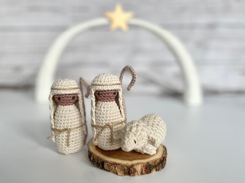 nativity set free crochet pattern - the shepherds