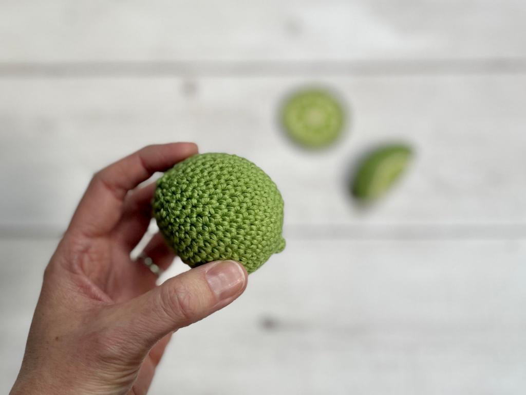 whole crochet lime