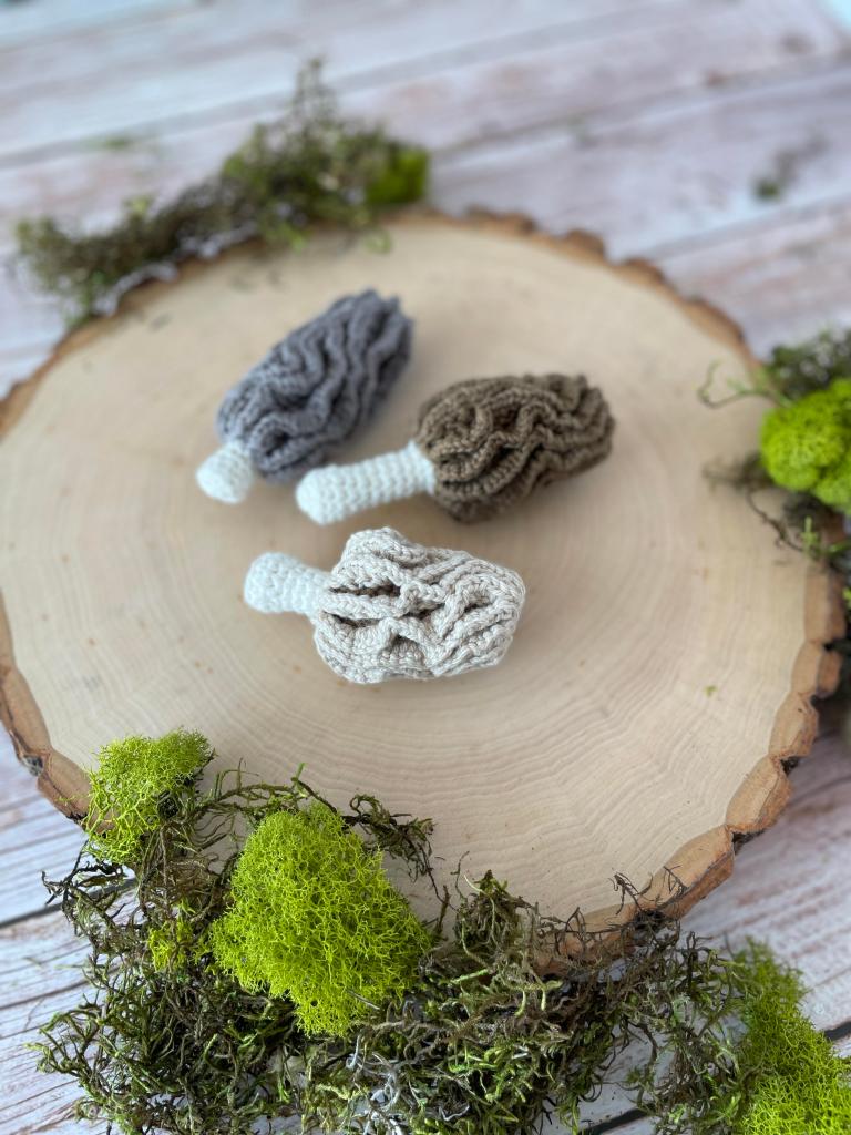 Morel Mushroom crochet pattern 