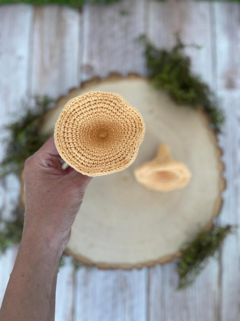 chanterelle mushroom crochet pattern