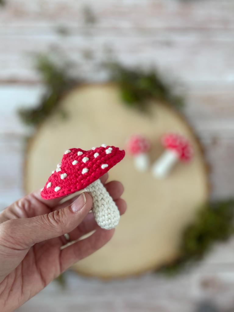 fly agaric mushroom crochet pattern