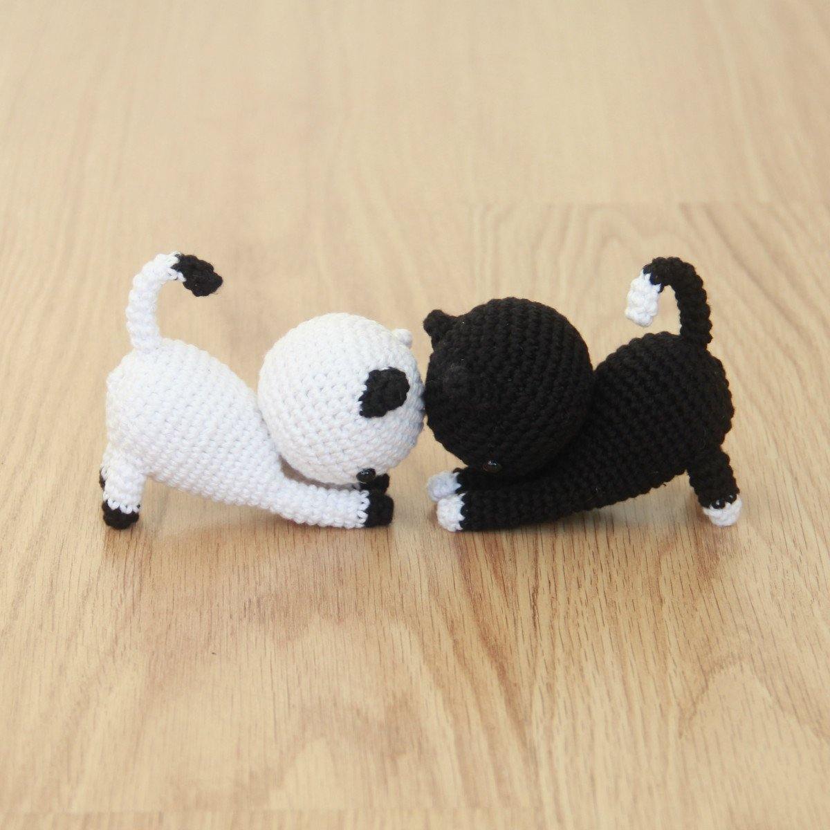 Playing Cats crochet project — Little Bear Crochets