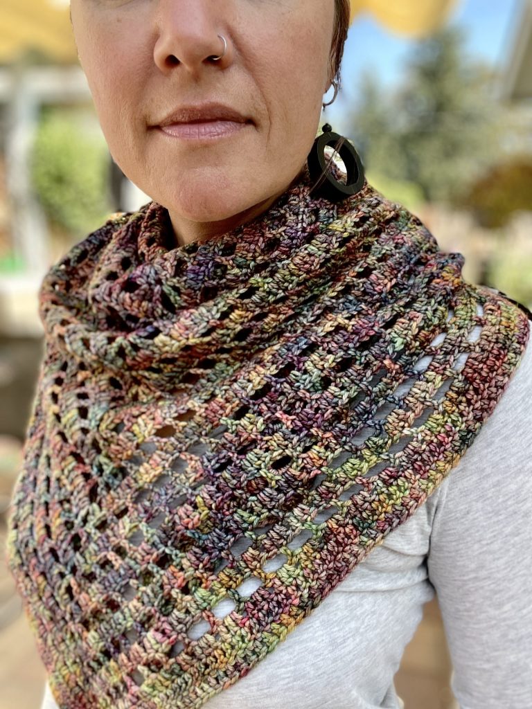 shawl crochet pattern up-close of stitch texture